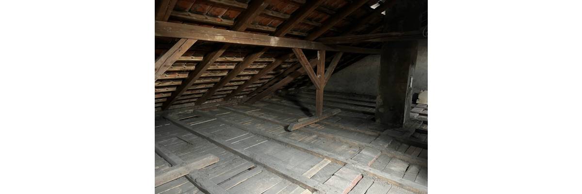Die Sanierungspflicht 2023 - Infos Gebäudeenergiegesetz - Sanierungspflicht Dachdämmung